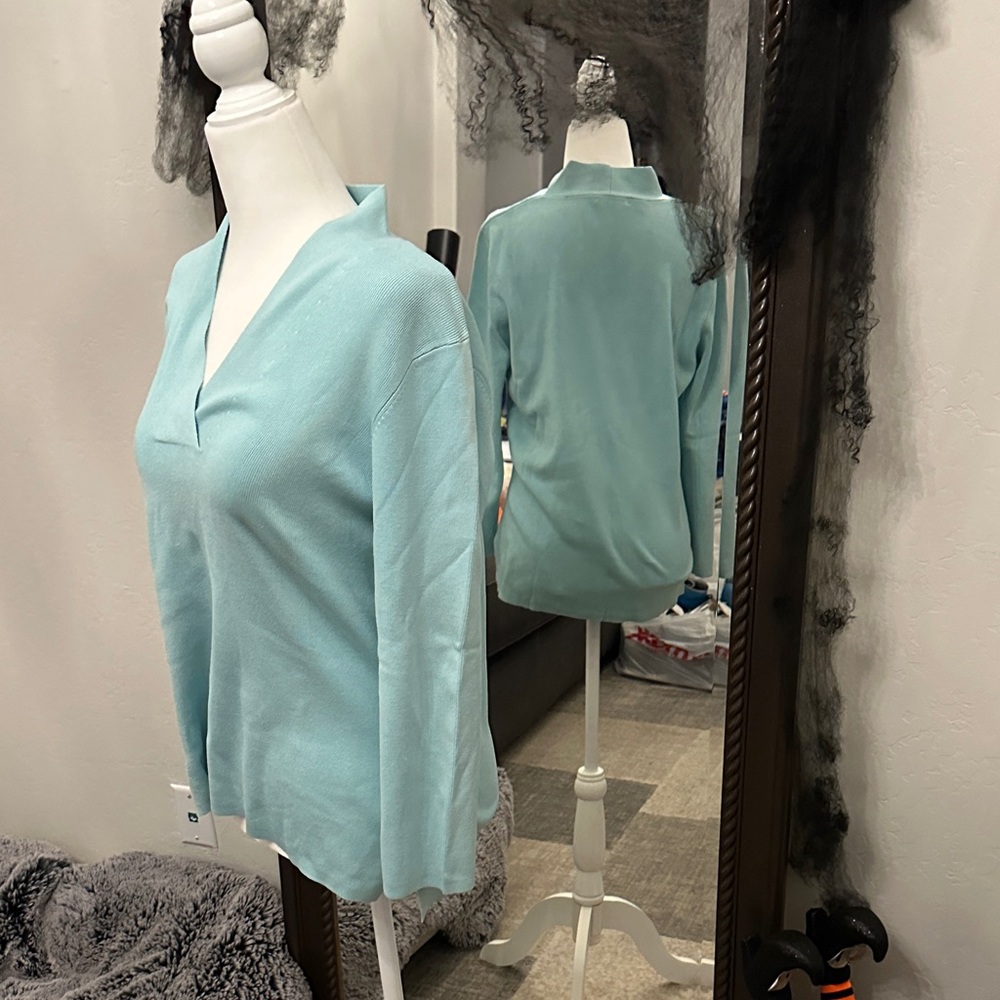Women's V-Neck Sweater in Light Blue